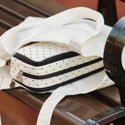 Flash-uitverkoop 🧨 LIXIN Etui - Black Dots - Pennenzak Voor Jongens En Meisjes - Canvas - Linnen - Grote Capaciteit - School Etui - Etui Voor Kinderen En Volwassenen - School - Terug Naar School - Back To School - Leuke Telescopishe Pennenhouder - Leuk Etui 🔥 -Crafts&Co winkel 550x550 230