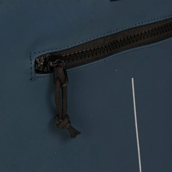 Hete verkoop ๐งจ New Rebels Mart Waterafstotende Rolltop Laptop Rugzak - 15,6 Inch - Donkerblauw ๐ 12 Hete verkoop ๐งจ New Rebels Mart Waterafstotende Rolltop Laptop Rugzak - 15,6 Inch - Donkerblauw ๐ - Afbeelding 12