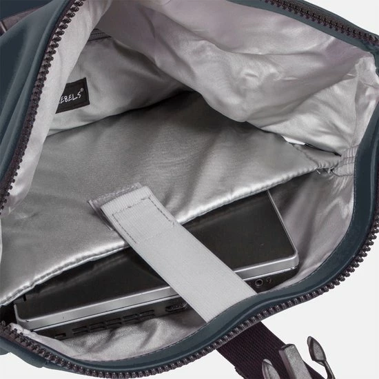 Hete verkoop ๐งจ New Rebels Mart Waterafstotende Rolltop Laptop Rugzak - 15,6 Inch - Donkerblauw ๐ 15 Hete verkoop ๐งจ New Rebels Mart Waterafstotende Rolltop Laptop Rugzak - 15,6 Inch - Donkerblauw ๐ - Afbeelding 15